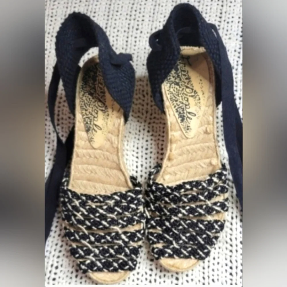 Free People Wedge Sandals Size 38